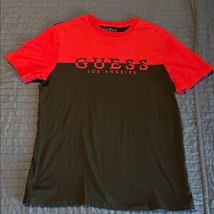 GUESS Men's Red and Black Short Sleeve Tee